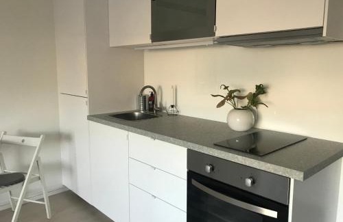 Vastra Frolunda Apartment | Mysig studiolägenhet i Västra Göteborg