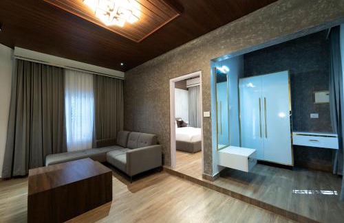 Kattikkulam Resort | Mystery Maze Resort
