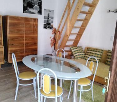 Agyagosszergeny Apartment | Nótás Tücsök Vendégház