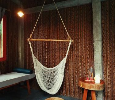 Giong Trom House | Nông Trại Thảnh Thơi