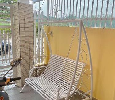Thuy Xuan House | Nắng Homestay Huế