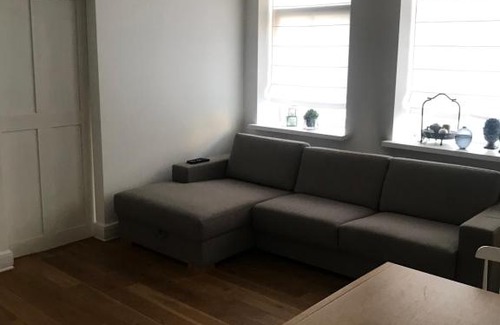 Old Town Apartment | N Downtown Studio