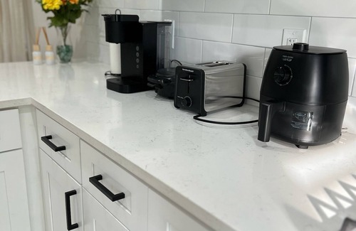 Gallaudet House | n Fully Furnished to Your Hearts Content! n Perfect for temporary and long term.