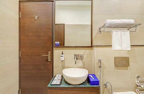 Tapovan Hotel | N3N Ganga Retreat by Stotrak