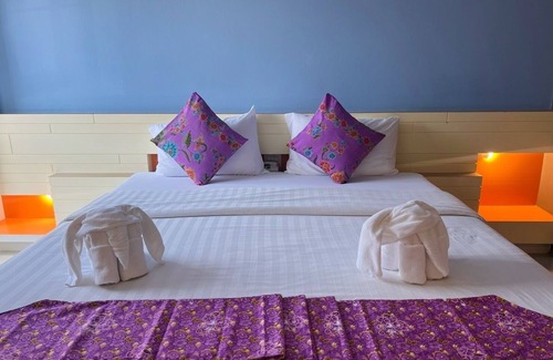 Trang Hotel | Na Tubthieng Boutique Resort