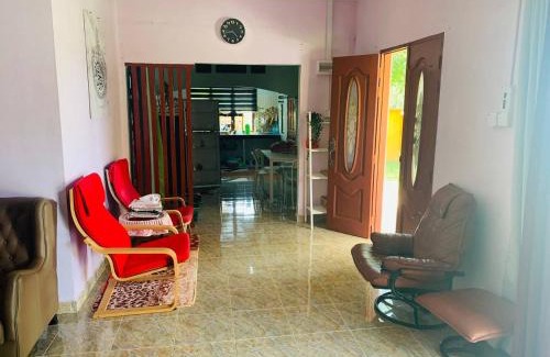 Kampong Raja House | Nabilah Homestay, Besut