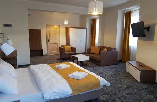 Nowa Sol Hotel | Nadodrzański Dwór