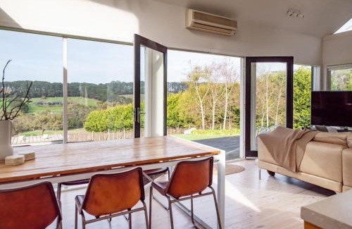 Red Hill South House | Nafplio Red Hill vineyard stunning views