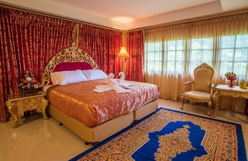 Wieng Hotel | Nakaraj Princess Chiang Rai - Walking Street