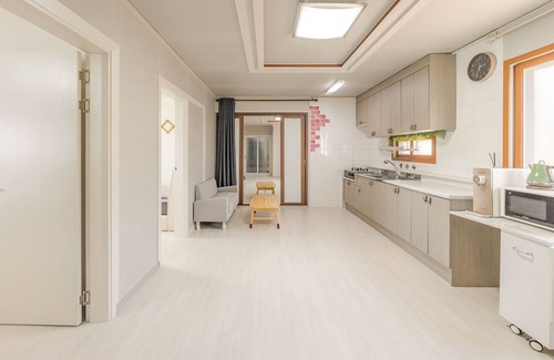 Tanghang-ri House | Namhae Bada Yanolja Pension