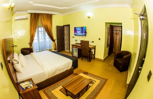 Sagamu Hotel | Nandas Hotel