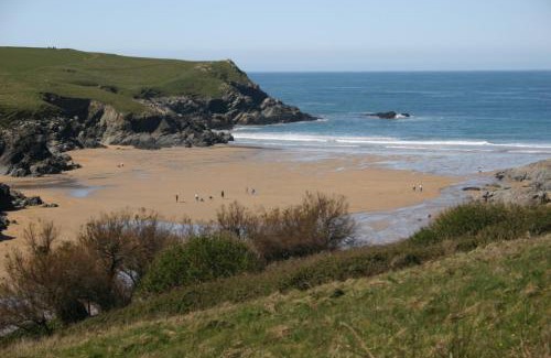 Newquay House | Nanis