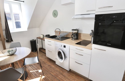 Pontivy Apartment | Napoléon Gare 7 ★ T2 ★ Dernier Etage ★ ByLocly