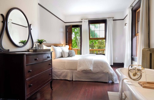 Okanagan-Similkameen Hotel | Naramata Inn