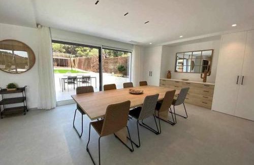 Castell-Platja d'Aro House | Naramia Sagaro Villa with Poolgarden10 Pax