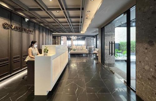 Si Phraya Hotel | @Nares Hotel
