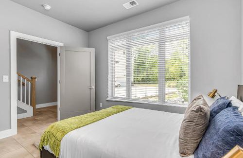 Haynes Area House | Nashville Nest - RoofTop Patio - Mins To Broadway