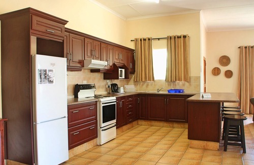 Paulpietersburg Cottage | Natal Spa Hot Springs Self Catering