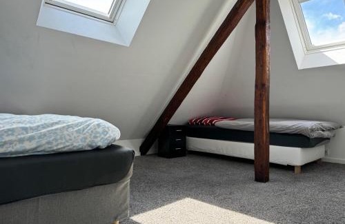 Werne Apartment | Nathanael Ferienwohnung mit Küche, WLAN & 4 Schlafzimmern