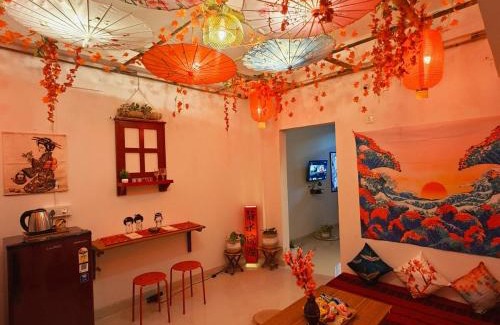 Sualkuchi Apartment | Natsukashii by Ghorsirika