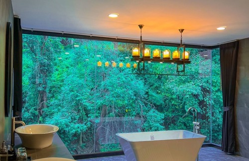 Song Phi Nong Hotel | Natthapon Resort