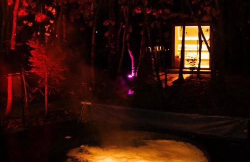 Komogllavë Apartment | Natural Pool & SPA