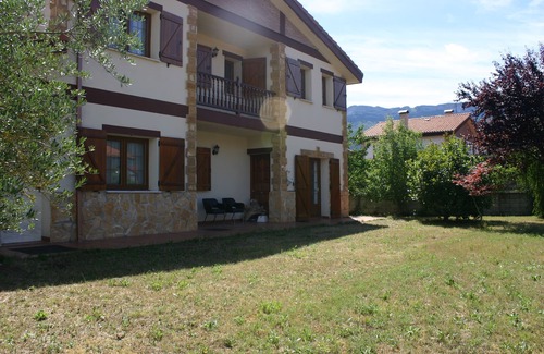 Villasana de Mena House | Nature in a privileged setting just 35 minutes from Bilbao.