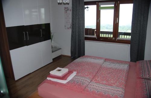 St Andra-Hoech House | Naturpark-.Weinbergferienhaus