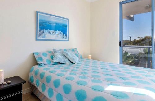 Hawks Nest House | Nautilus 6 Beach Front Bliss