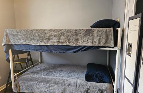 Columbus House | Navarre Guest Rooms