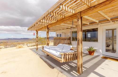 Panorama Heights House | Navigate Stays retreat W Hot Tub Bobs Homestead