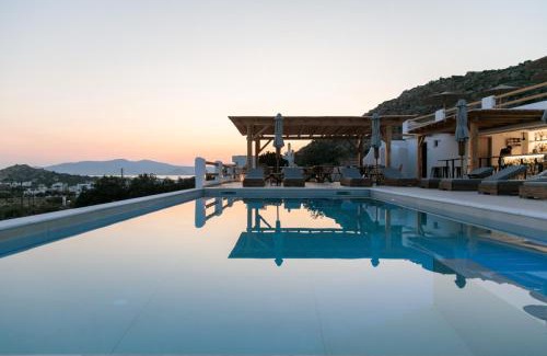 Mikri Vigla Hotel | Naxos Earth Suites