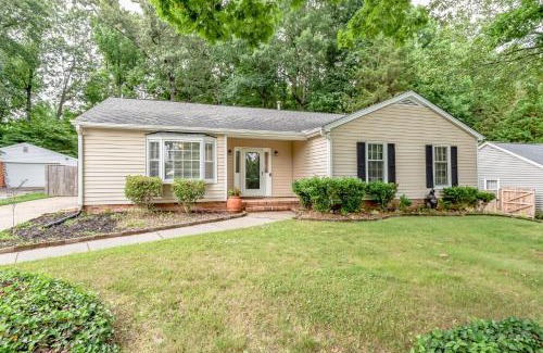 Matthews House | Near Downtown and Hospital in Matthew NC and Dog Park