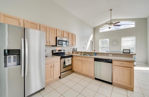 Tuscan Ridge House | Near Golf Courses Modern Davenport Home with Pool