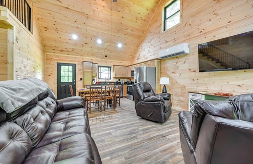 Cave City Cabin | Near Mammoth Cave: Family-Friendly Cabin w/Patio!