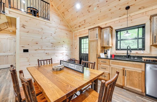 Cave City Cabin | Near Mammoth Cave: Family-Friendly Cabin w/Patio!