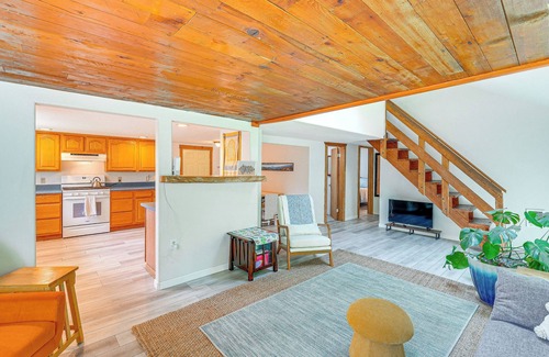 Marblemount Cabin | Near Mystery Falls: Marblemount Cabin w/Fireplace