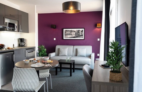 La Fuye-Velpeau House | Nemea Appart Hotel Quai Victor Tours Centre