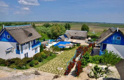 Dunavatu de Jos Hotel | Nena Art Resort