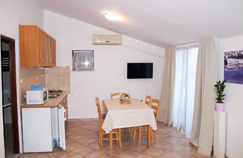 Vrsi Apartment | Nenad - With Pool - A5