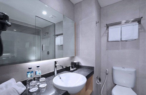 Waru Hotel | NEO+ Waru Sidoarjo by Aston