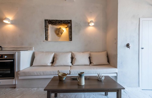 Tripiti Apartment | Neosikos AmazingBeach House Milos Island