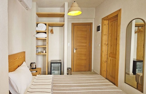 Side Hotel | Nephos Beach Hotel