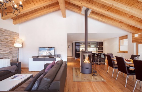 Zermatt Ski Chalet | Nepomuk: Luxury 5Star Chalet includes 3 apartments with heated outdoor-pool