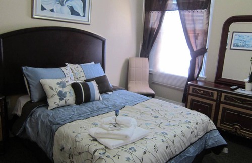 Bushwick Hotel | Neptune Hotel