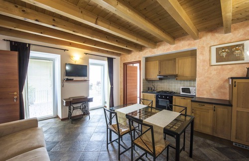 Lezzeno Bed & Breakfast | Nest on the Lake