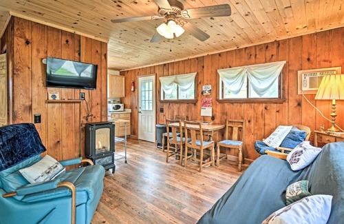 Charlevoix House | Nestle by Lake Charlevoix Cottage Pets Welcome!