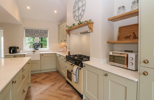 Buxton Cottage | Netherdale House