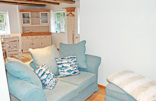 Monchgut-Granitz House | NEU angeboten Mönchguter Ferienhaus u Reetdach mit Kamin