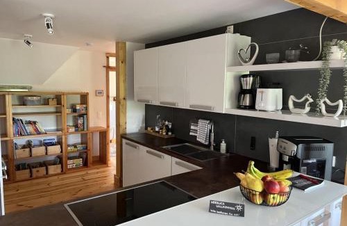 Ottersberg Apartment | NEU! Ferienwohnung Seeblick Ottersberg